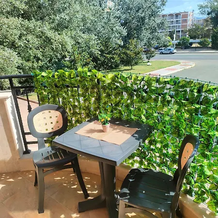 アパート Delta River Park *